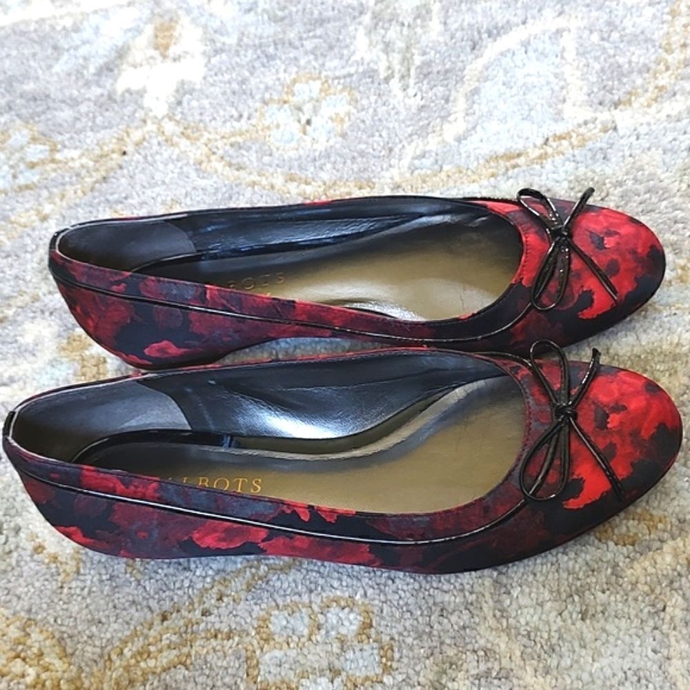 Talbot's Red Floral Bow Ballet Flats Size 7AA